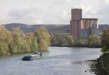 La mise en service du port de Péronne doit coïncider avec celle du Canal Seine-Nord Europe.