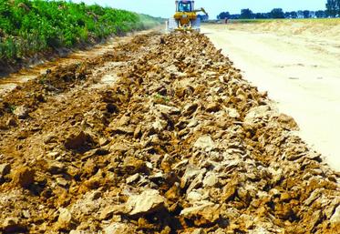 La remise en état avant restitution progresse de 1 700 m par jour.
