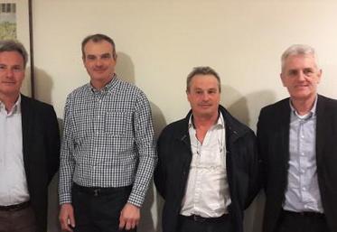 De gauche à droite : Fabien Choiseau, Serge Moly, Bernard Mancaux, Luc Renault, Jacques Borgoo et Julien Lenne.