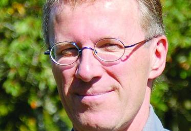 Didier Guérin, ancien praticien et directeur du GDS de la Creuse adepte de la maxime de Pasteur : «le microbe n’est rien, le milieu est tout».