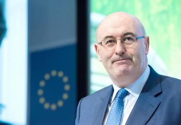 Le commissaire européen à l’Agriculture, Phil Hogan, juge que le système des aides couplées est un instrument important pour maintenir la production dans certaines filières, mais cet outil doit être ciblé et limité.