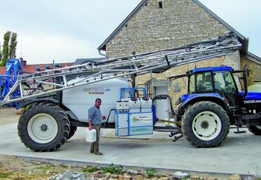 L’injection directe simplifie la gestion des chantiers grâce à l’absence de mélange en cuve.