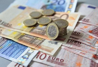 Le don manuel est déclarable sur un imprimé spécifique n°2735.