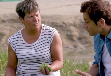 Engagée dans la défense de sa profession, Reinette Michon sait aussi parler de son territoire pour en faire la promotion, comme en 2019, lors d’un reportage consacré à la cuisine des végétaux marins. 