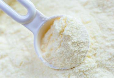 Depuis fin 2017, la Commission tente de remettre sur le marché une partie des 350 000 t de stocks. 