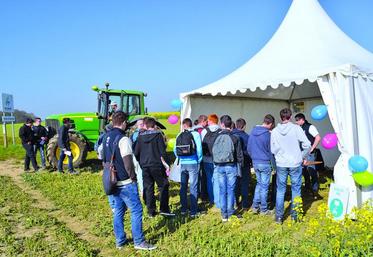 Cap Seine a réuni 350 jeunes de dix établissements d'enseignement agricole dont le lycée du Paraclet.