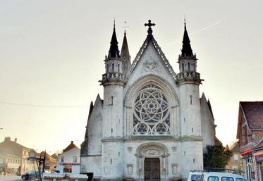 Onnaing, dans le Nord, comme Arques et Grande-Synthe font partie des ces villes moyennes qui concentrent beaucoup d’emplois en raison de leur caractère industriel. A Onnaing, qui accueille le site de Toyota, un emploi sur deux est lié 
à l’industrie.