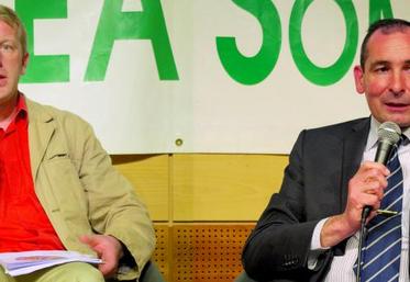 De gauche à droite : Luc Smessaert, président de la Frnbp, et Jean-Luc Chandelier, directeur de Gaec et Sociétés.