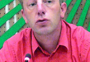 Luc Smessaert, président de la Fnsea Nord Bassin parisien : "avec les revenus agricoles en forte baisse, le gouvernement doit arrêter toute contrainte supplémentaire».