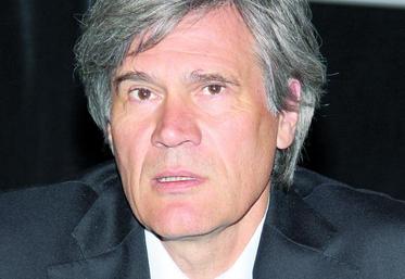 En plus de ses précédentes attributions, Stéphane Le Foll devient le porte parole du gouvernement.