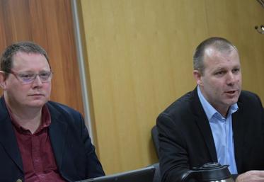 De gauche à droite : Eric Bettens, directeur de Cobevial, et Hervé Drouvin, président de la coopérative.