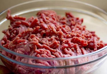 Avec l’augmentation de la consommation de viande hachée, difficile de tenir l’équilibre carcasse. Dans ce contexte, les caissettes sont un moyen de valoriser la viande.