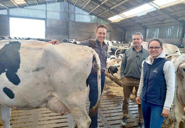 Pour amorcer les réflexions techniques, les associés du Gaec du Rattekot ont fait appel à Avenir conseil élevage afin de calculer la marge brute de l’atelier lait.  C’est aujourd’hui une source de données très utile pour guider les choix techniques. 