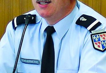 L'adjudant-chef Claude Guyart  est le référent "agriculture" 
pour le groupement de gendarmerie de la Somme.