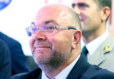 Avant même l’examen des premiers amendements le ministre de l’Agriculture, Stéphane Travert, a dû défendre son texte face à des sénateurs parfois sceptiques quant à l’utilité du texte.