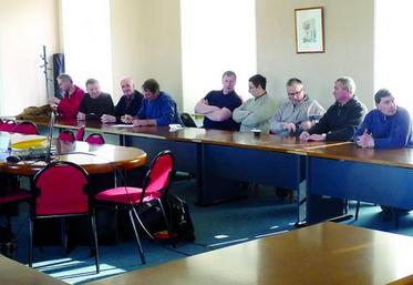 Les participants à l'assemblée de Boves.