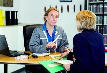 Des conseillers spécialisés sont à l'écoute.