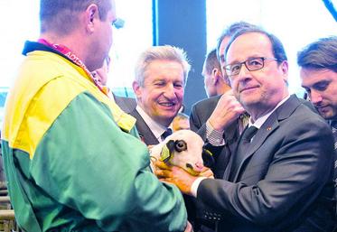 L’agriculture, «fierté» et «chance pour la France». C'est ce que François Hollande n’a pas manqué de rappeler sans grande originalité mais avec une certaine conviction tout au long de sa visite, conclue par un remerciement général aux agriculteurs et au public toujours nombreux.