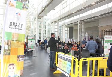 Elus, professionnels, étudiants, presque une centaine de personnes ont participé à ce forum.