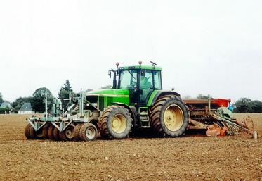 La densité de semis doit tenir compte de la date d’implantation et des pertes probables à la levée.
