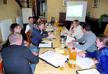 Echanges sur leurs thématiques de rencontres cantonales.