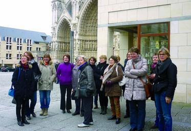 Après une matinée studieuse, les agricultrices sont allées visiter la cathédrale d'Amiens.