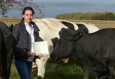 Lucie Godet et ses coéquipiers de l’IUT d’Amiens ont proposé des solutions efficaces d’amélioration du système fourrager du Gaec Godet, à Maizicourt.