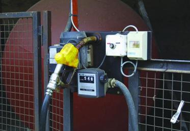 Les cuves de gas-oil vidées la nuit se comptent à présent par dizaines.