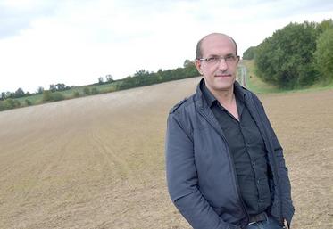 Michel Destombes, agriculteur et maire de la commune de Morlancourt, fait partie des pionniers de ce projet.