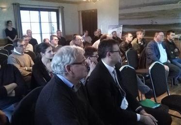 La réunion hivernale a réuni une trentaine de producteurs de lin.