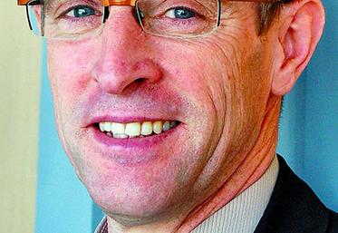 «Nous voulons que la production laitière reste partout, y compris dans les zones défavorisées», insiste Dominique Chargé, président de la Fncl.