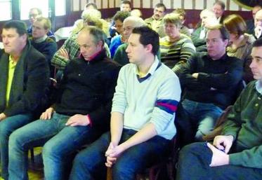 Près de quarante personnes étaient présentes à l’assemblée de Poix.