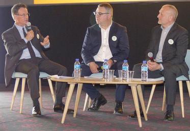 De gauche à droite, Eric Gelpe, directeur général, Christophe Buisset, président de Groupama Somme, et Christian Fraysse, directeur de Groupama Somme, faisaient le point sur les activités. 