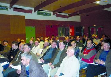 A Grand Laviers, 70 personnes présentes ont pris connaissance 
des dispositions 2013 et posé leurs questions.