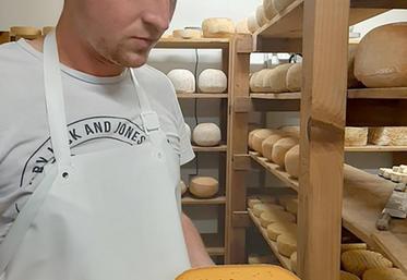 La dernière création fromagère de Tristan Avet est une mimolette baptisée «La Mimolette d'Éplessier», en toute simplicité.