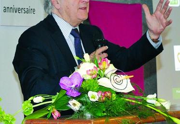 Daniel Percheron, président du Conseil régional du Nord-Pas de Calais, a salué «le formidable travail des MFR au travers d’un accompagnement de proximité et de la confiance faite au projet de chaque jeune».