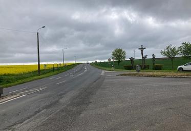 L’aménagement envisagé d’un créneau de dépassement au sud de la commune  de Beauval sur la RN25 fédère la profession agricole qui en conteste la pertinence et la méthode employée par la Dreal pour sa réalisation. 