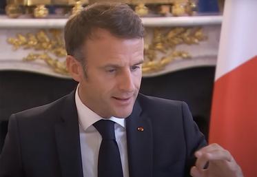 Le président de la République affirme qu’il faut «travailler avec les agriculteurs pour leur permettre d’avoir, par l’écologie,  une réponse à la baisse des rendements». 