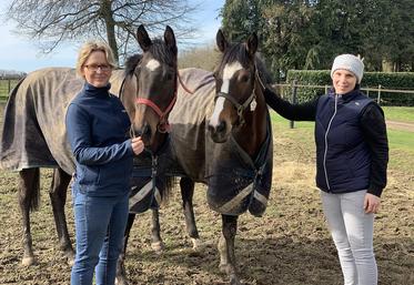 De gauche à droite, Charlotte Thénier et Kimara Hoste ont œuvré pour l’ouverture de ce centre d’insémination.  La première saison démarre. 