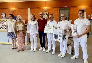 Le collège de Ham a remporté un lot d’une valeur de 300 € (couteaux à fromages, marmites à soupe, mixeur, magazines et diplôme). 