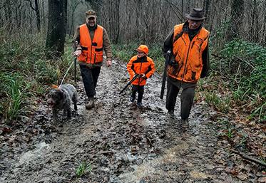 Interdire la pratique de la chasse le dimanche reviendrait à remettre en cause le caractère populaire de ce loisir. 