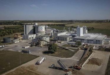 La campagne fécule 2023-2024 restera marquée par l’annonce de la fermeture du site d’Haussimont (51), capable de traiter jusqu’à 500 000 t de pommes de terre par an.