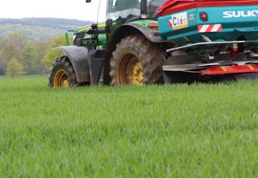 La construction de l’usine de fabrication d’engrais à Languevoisin devrait débuter en 2027. Une fois achevée en 2030,  elle permettra la création de 250 emplois directs dans la région et fournira chaque année 500 000 tonnes d'engrais bas carbone.
