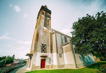 En s’inscrivant entre tradition et modernité, cette église est un symbole  de la reconstruction qui reflète les grandes évolutions architecturales des années 1920 en France. 