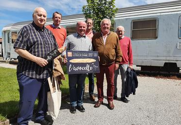 Fondateurs de la démarche et acteurs actuels se sont réunis début de semaine à Saint-Valéry-sur-Somme pour fêter les vingt ans de L’Avocette. 