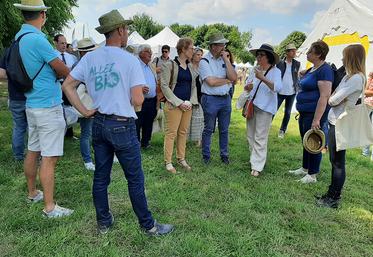 À l’occasion de Terr’eau bio, élus, agriculteurs et institutions ont affirmé  leur soutien à un modèle vertueux en quête de reconnaissance et de valorisation.  