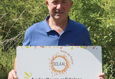 Olivier Parcy, éleveur d’allaitante de la Somme, fait don des abats qu’il ne vend pas : «On est bien dans sa tête, car on ne jette plus, on aide les autres.» 