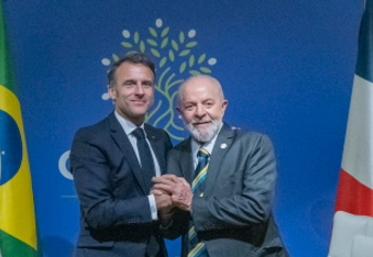 Lula président du Brésil et Emmanuel Macron