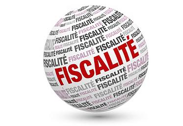 L’impôt sur les sociétés paraît à première vue plus intéressant que l’impôt  sur le revenu, mais le versement des dividendes oblige à payer la Flat Tax  au taux de 30 %.