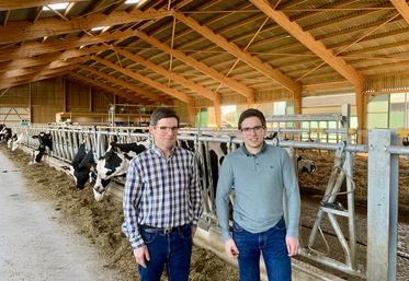 Avec ce bâtiment, Cyril et Fabien Grebert veulent augmenter la taille du troupeau de 90 à 120 VL.  